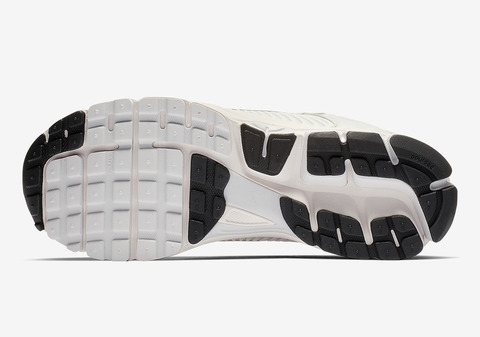nike-zoom-vomero-5-white-BV1358-001-1