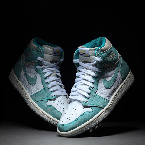 air-jordan-1-turbo-green-555088-311-2