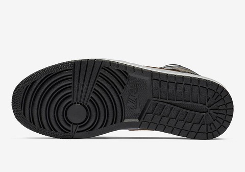 air-jordan-1-mid-black-gold-patent-leather-852542-007-2
